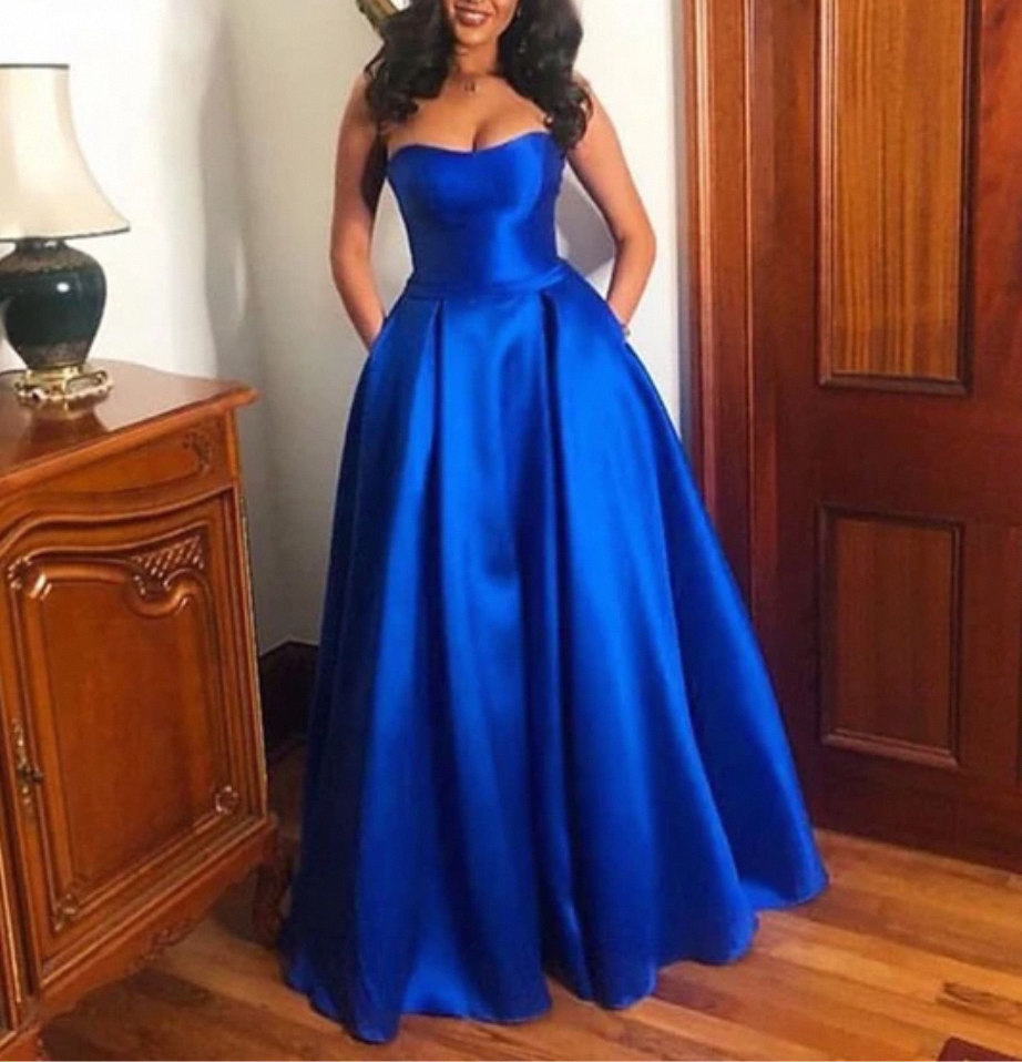 Unleashing Elegance: The Best Royal Blue Prom Dresses for an Unforgettable Night插图