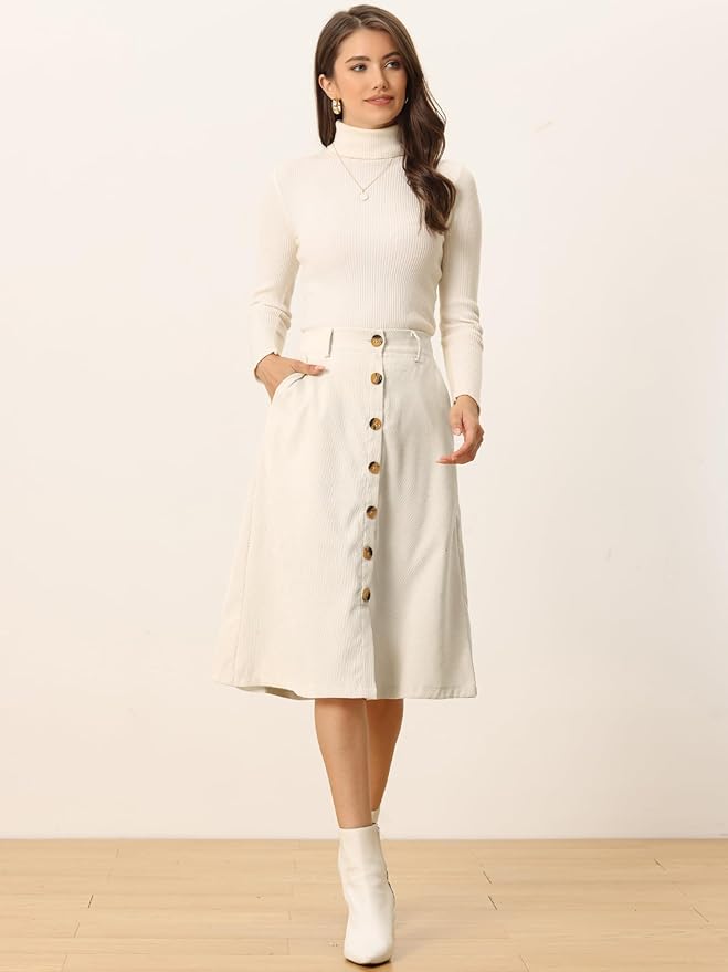 Winter Minimalism: Chic and Simple Outfits with a White Skirt插图